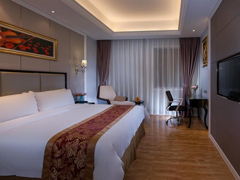 Vienna International Hotel Guangzhou Shijin Exterior photo